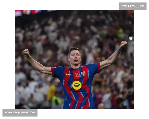 桑坦德竞技确认将为超级杯冠军巴萨列队致敬，展现体育精神